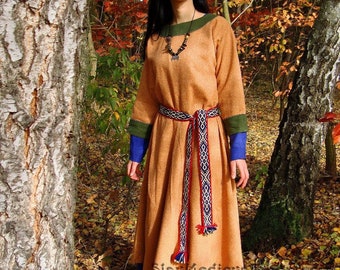 Early Medieval Viking Wool T-tunic Dress Based on Hedeby Sources