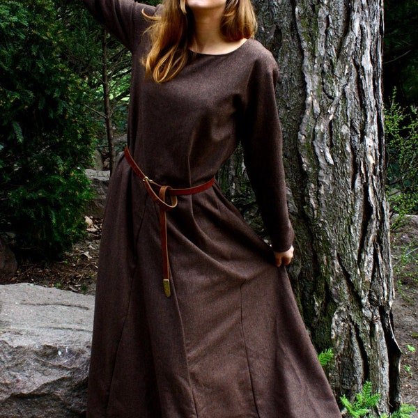 Young nun | Medieval wool Cotte of 13th century for Viking, Slavic and Renaissance reenactment | Wollen fantasy dress for elves cosplay