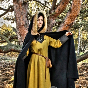 Early Medieval Viking warm woollen cloak with hood and natural fox fur or artificial fur | Viking or Slavic fantasy wedding wool cloak
