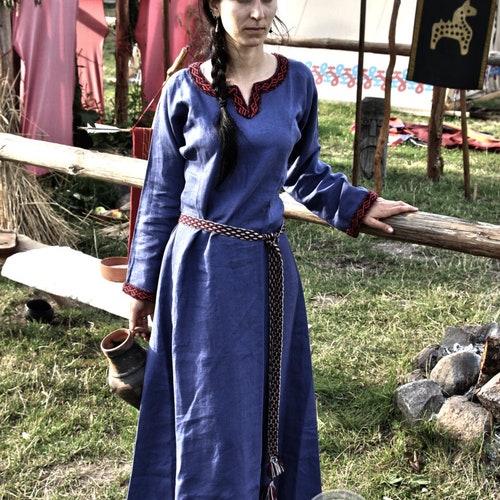 Medieval Russian Linen Shirt 