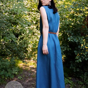 Frühmittelalterliches Birka-Kleid aus Naturleinen, ärmellos, weites Maxi-Kleid mit kleinem Schlitz, V-Ausschnitt für slawische Wikingerin, LARP Ren Faire Bild 8