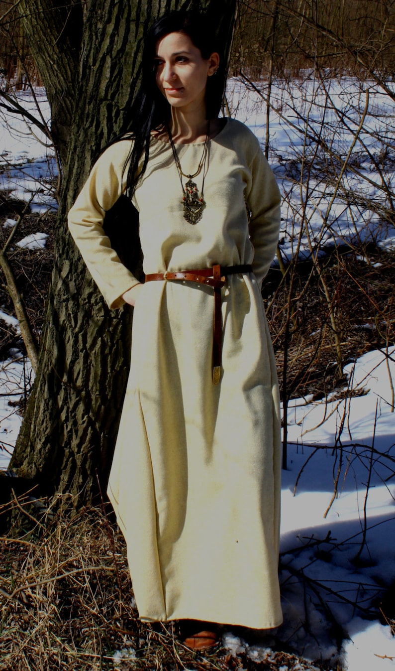 Early Medieval Birka warm wool dress T-tunic with two wedges, round neckline for Viking and Slavic woman historical reenactment costume image 9