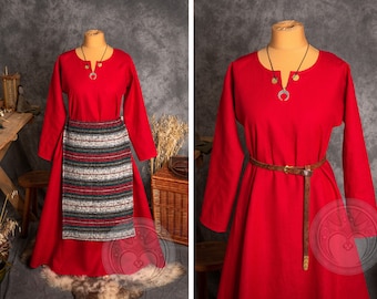 2-part set of Early Medieval linen dress with slit neckline and thick wool apron with linen cord for Slavic woman historical costume