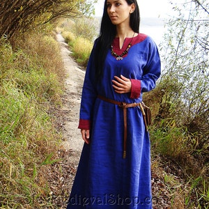 Early Medieval Birka Natural Linen Trimmed Wide Dress with Small Slit V-Neckline for Slavic Viking Woman Historical Reenactment Costume
