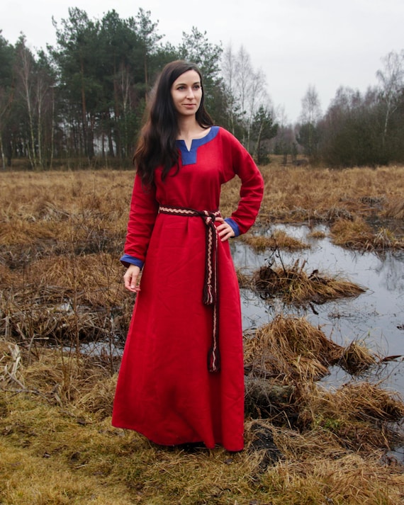 medieval linen dress PHOENIX 24 can the weaving method be improved Anna Linen Viking Dress -
