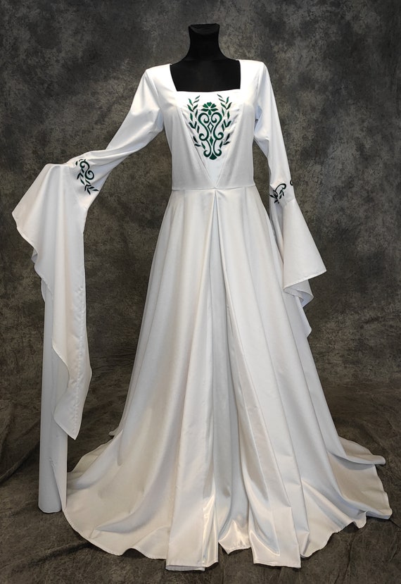 green emerald velvet dress Amazon.com: DOPRISIC Women Renaissance Dress Bell Sleeves Medieval Dress  Fairy Dress Irish Over Dress Cosplay Retro Gown Victorian Dress Medieval  Costume Ladies Renaissance Costume Plus Size Beige Small : Clothing, Shoes & main image 0