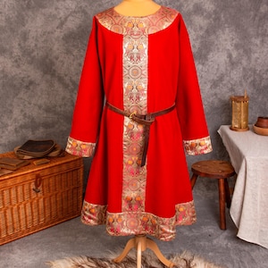 Early Medieval Rich Royal Wool Long Tunic with Natural Silk Byzantine Red-Gold Brocade for Slavic Viking man historical reenactment costume