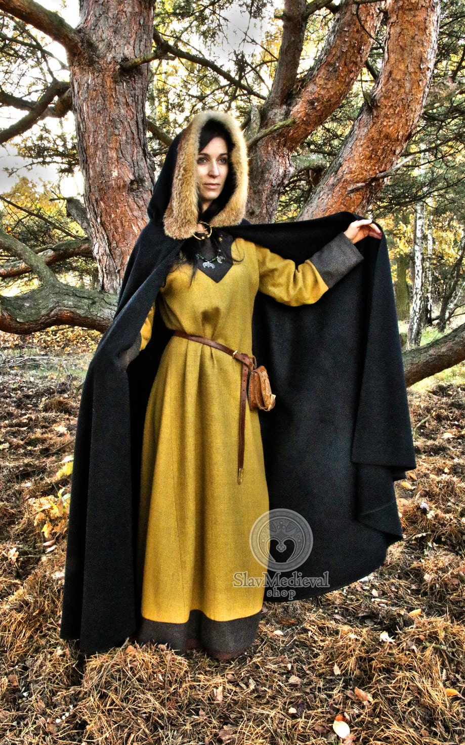 Nerazzurri black hooded cloak vintage women loose oversized long faux fur  cape coat with faux fox