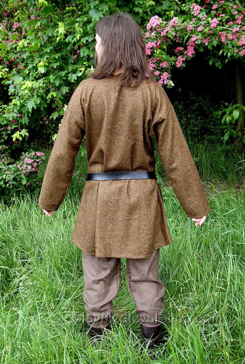 Early Medieval wool Birka tunic for Viking man and Viking costume Medieval basic Viking woollen tunic for historical reenactment image 3