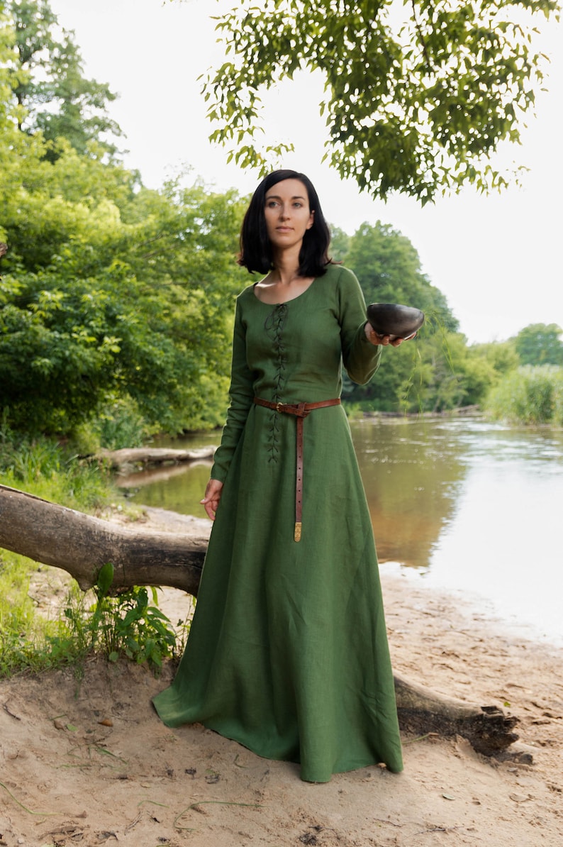 Cotte simple Wide laced linen dress with binding/drawsting for Medieval/Renaissance woman historical reenactment costume in custom size Green