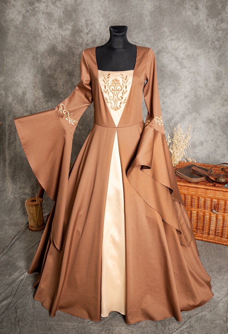 Lady of the Lake Fantasy Medieval Elven satin cotton embroidered laced wedding dress with wide embroidered sleeves rich Ren Faire Costume Brown