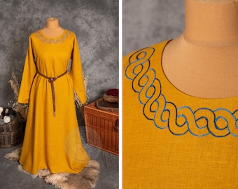 Frühmittelalterliches Wikinger Leinenkleid mit handgestickter Stickerei für slawische und Wikingerin Tracht | Mittelalterliches besticktes Leinenkleid