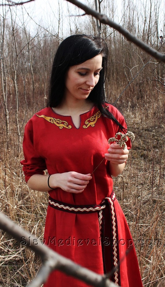 Early Medieval Linen Underdress With Handmade Pure Silk Embroidery, Viking  Linen Dress With Embroidery, Linen Slavic Dress 
