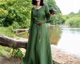 Medieval Linen Dress Women Laced Cotte Simple 15th century Reenactment Costume