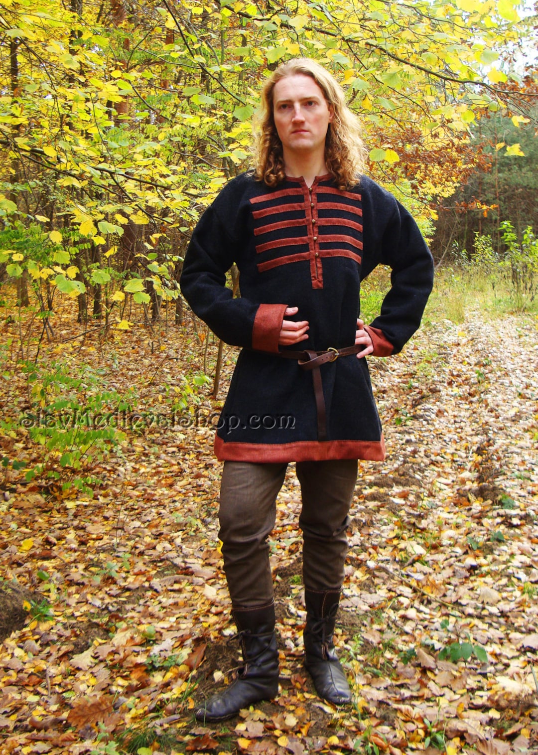 Early Medieval Wool Tunic-coat With Bronze Buttons for