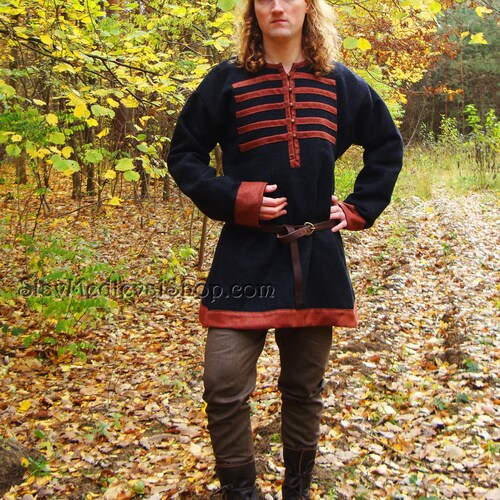 Early Medieval Scandinavian Wool Birka Coat for Viking Man - Etsy