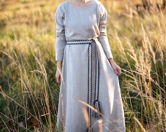 Ready to Ship Basic Medieval Linen Dress | Early Viking Woman Dress | Historical Reenactment Clothing  | Sizes XS-XXL Natural linen color