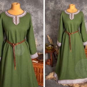 Long Woolen Skirt “Royal Ball” for sale. Available in: bottle green wool ::  by medieval store ArmStreet
