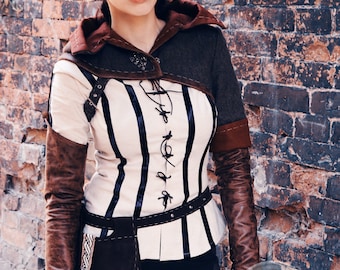 Triss Merigold Handmade Сosplay Apparel Wool Hooded Short Jacket with cotton lining and faux leather stripes from the Witcher 3 game costume