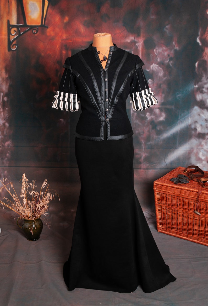 YENNEFER Wool jacket, shirt and skirt, mittens inspired by outfit of Yennefer from Vengerberg, the Witcher game, LARP cosplay, Ren Faire image 4