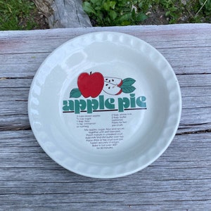 Apple Pie Pie Plate // Made In China // Vintage Pie Plate Pie Bakers // Apple Pie Recipe