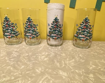 Libbey Christmas Tree Blue Bird Rabbit  Holly Berry Tumbler Glasses // Set of Four (4)