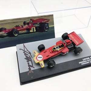 Signed Emerson FITTIPALDI Diecast Car Model F1 Lotus 72D 1971 1/43