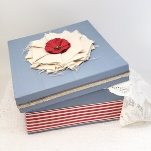 Blue Gift Box Blue and Red Gift Box Rustic Blue Gift Box Blue Keepsake Box Blue and Red Decorative Box Canvas Flower Box zdjęcie 2
