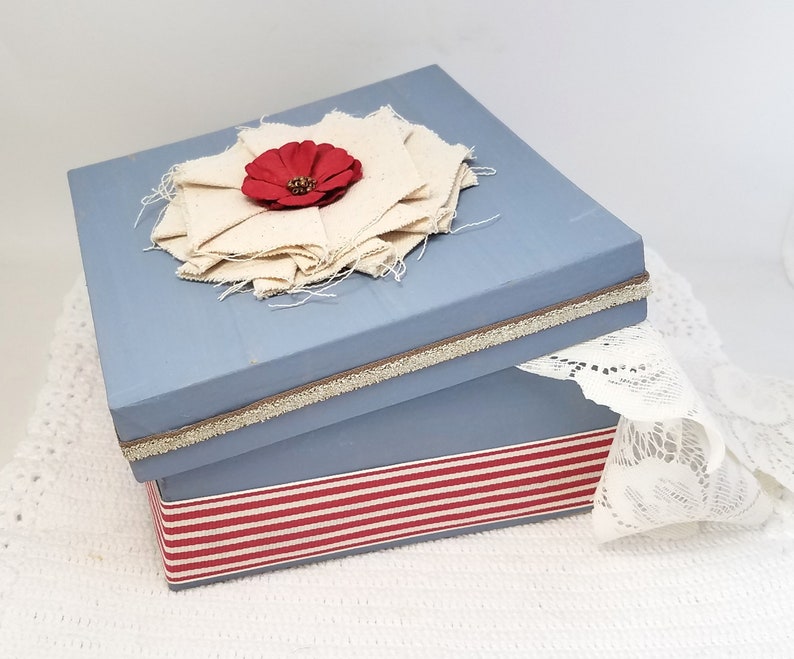 Blue Gift Box Blue and Red Gift Box Rustic Blue Gift Box Blue Keepsake Box Blue and Red Decorative Box Canvas Flower Box zdjęcie 3