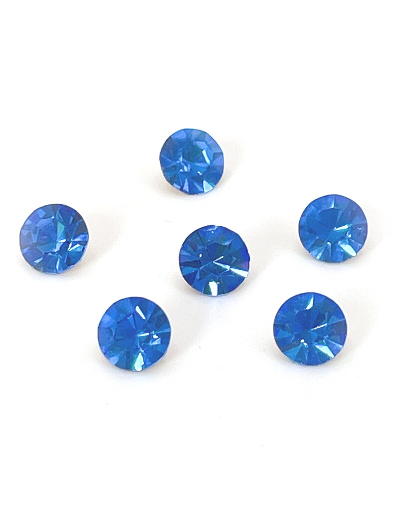 Vintage Sapphire Blue Glass Rhinestones - 6mm Foiled Chatons, Jewelry Making (6 Pieces) image 3