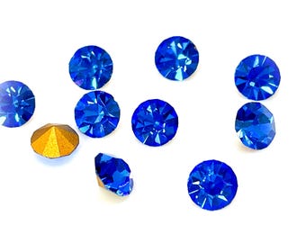 Vintage Sapphire Blue Glass Rhinestones - 5mm Round Foiled Chatons (10 Pieces)