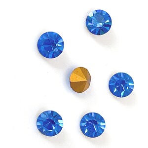 Vintage Sapphire Blue Glass Rhinestones - 6mm Foiled Chatons, Jewelry Making (6 Pieces) image 9