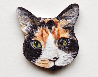 Tricolour Cat Face Pin Badge,  Illustrated Wooden Jewellery,  Art badge , Gift for cat lover.