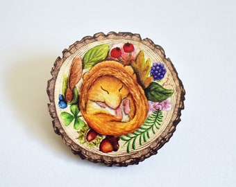 Sleeping dormouse log slice pin badge, Wooden illustrated jewellery, animal brooch, gift for mouse lover