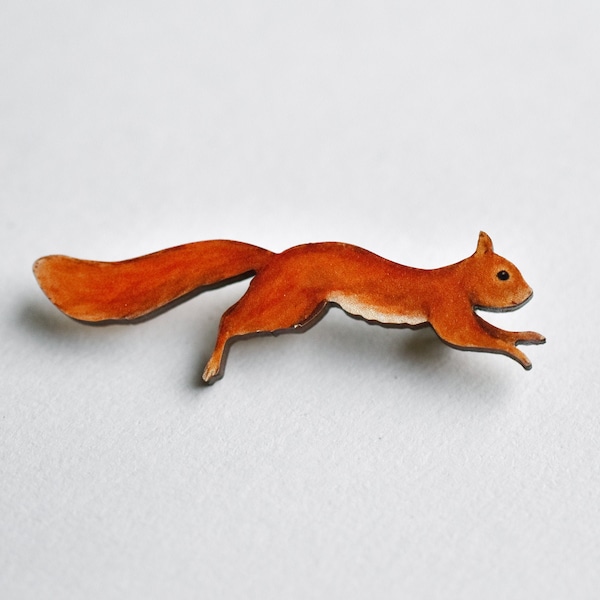 Leaping Red Squirrel Brooch - Illustrated Wooden Jewellery