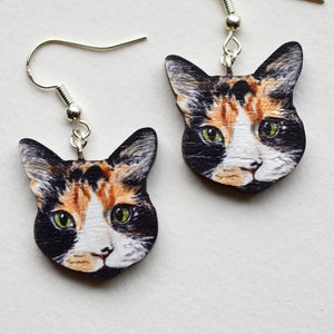 Tricolour Cat Face Earrings, Illustrated Wooden Jewellery, Art Earrings , Gift for cat lover. image 1