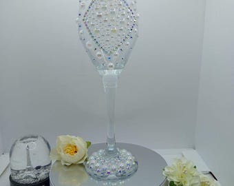 Champagne Glass with Pearls and Rhinestones | Personalized Wedding Toasting Flute | Bridal Gift | Crystal Decor