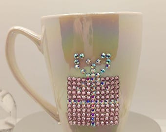Iridescent Rhinestone Mug – Luxury Gift Mug with Crystal Present Design, Personalized Bling Coffee Cup, Sparkly Gift for Her