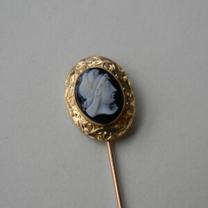 Early 1900/'s Oval Carved Pink Stone Antique Cameo Stick Pin Gold Plate Setting