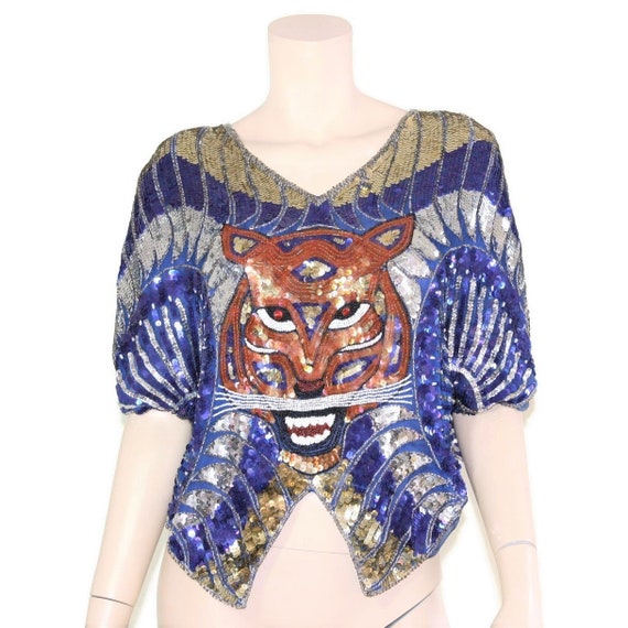 70s 80s beaded sequined novelty tiger trophy top,… - image 1