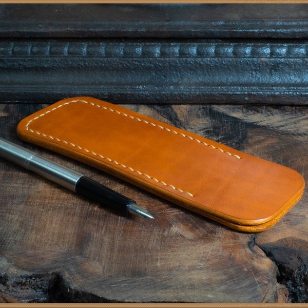 Saddle tan leather case for one or two pens