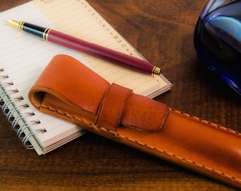 Sadle tan leather fountain pen or pencil case