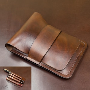 Étui à stylos en cuir fabriqué à la main avec séparateur coulissant pour 4 stylos-plume - Organiseur luxueux et personnalisable