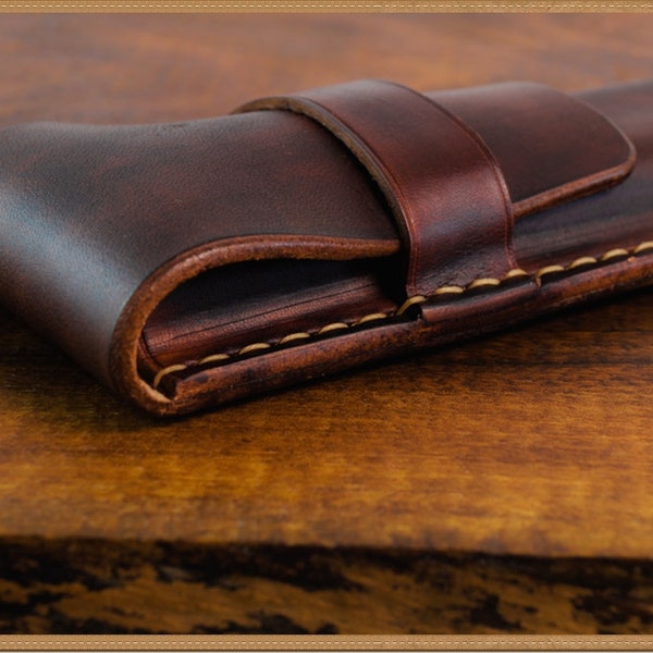 Dark cocoa leather fountain pen or pencil case