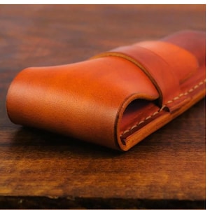 Leren etui voor twee pennen | Handgemaakte vulpenhouder | Smalle leren hoes | Cadeau voor mannen | Minimalistische leren etui