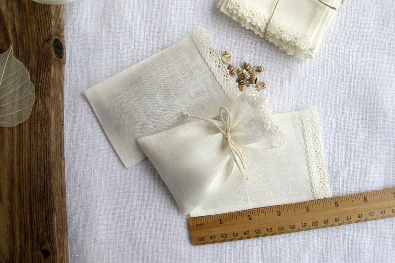 sachets fabric gift bags Bridal-Showers-favors Ivory 10 pcs Small linen bags Candy bags