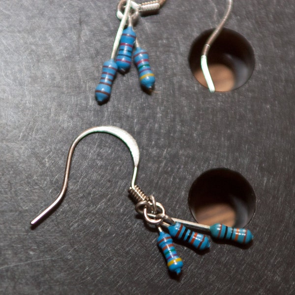 Small Cluster Blue Resistor Earrings