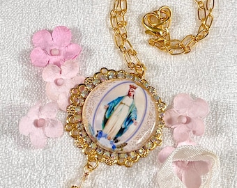 CAR ROSARY BLESSED Virgin Mary Pendant For Car Rear View Mirror/Handmade Centerpiece/Preciosa Crystal/Auto Protection/Heirloom Catholic Gift