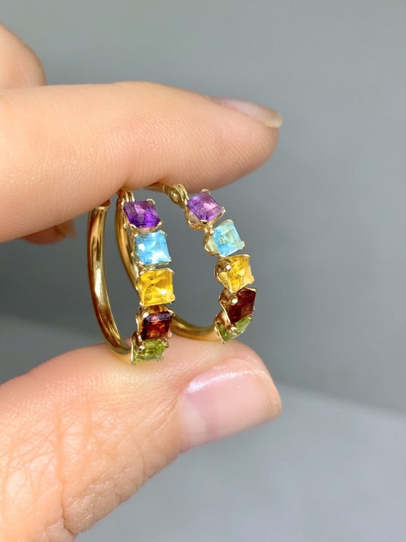 Beautiful 10k Yellow Gold Gemstone Hoop Earrings |