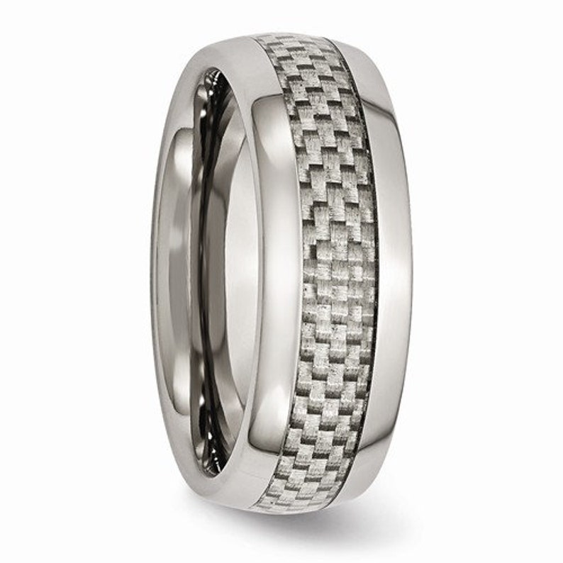Men/'s Titanium Polished With Grey Carbon Fiber Inlay 8mm Band